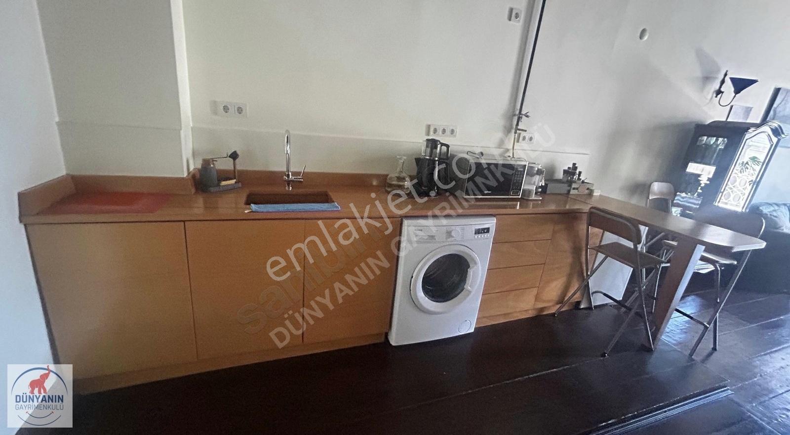 İstiklal Caddesine Komşu Balkonlu Satılık 1+1 Daire / Ofis - Görsel 3