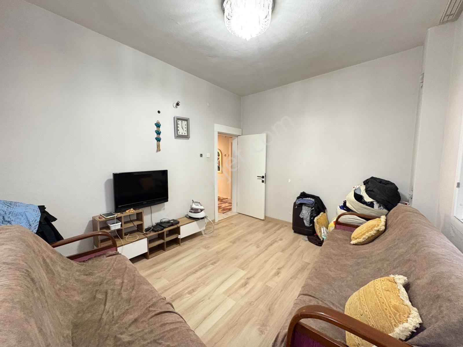Prestij'den Cumhuriyet'te Sosyete Civarı İçi Yapılı 2+1 Daire - Görsel 16