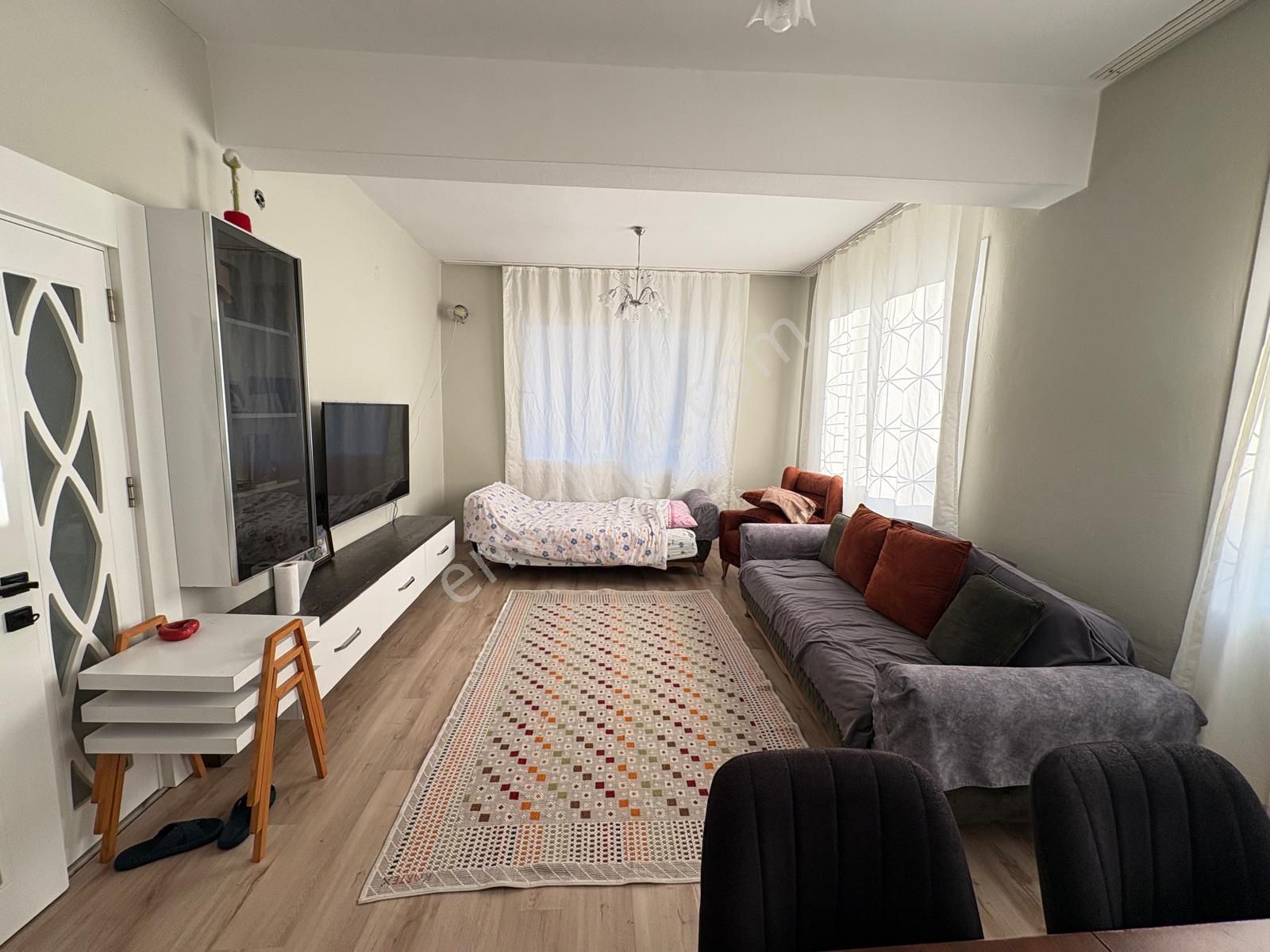 Prestij'den Cumhuriyet'te Sosyete Civarı İçi Yapılı 2+1 Daire - Görsel 21