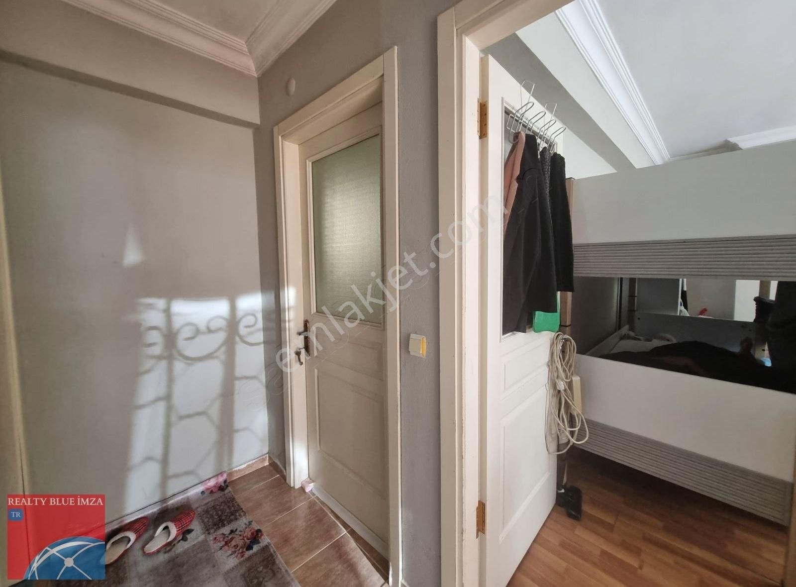 Büyük Bahçe Kullanımlı 3+1 İki Daire Olabilecek Çift Girişli. - Görsel 7