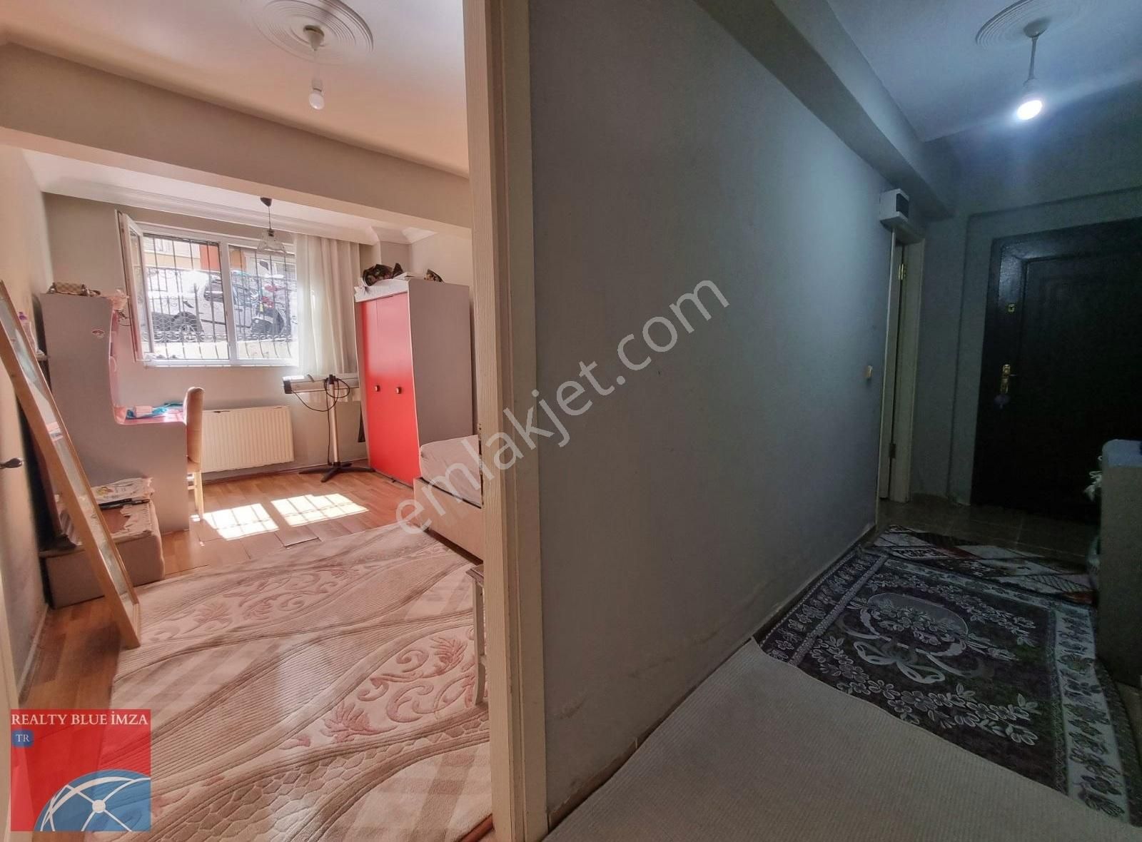 Büyük Bahçe Kullanımlı 3+1 İki Daire Olabilecek Çift Girişli. - Görsel 9