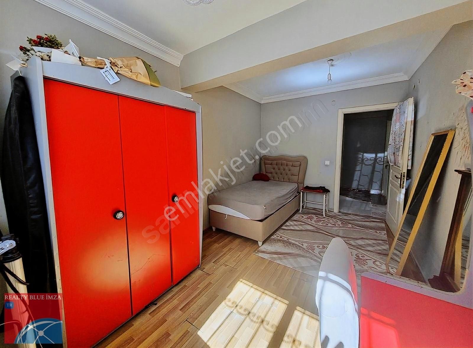 Büyük Bahçe Kullanımlı 3+1 İki Daire Olabilecek Çift Girişli. - Görsel 3