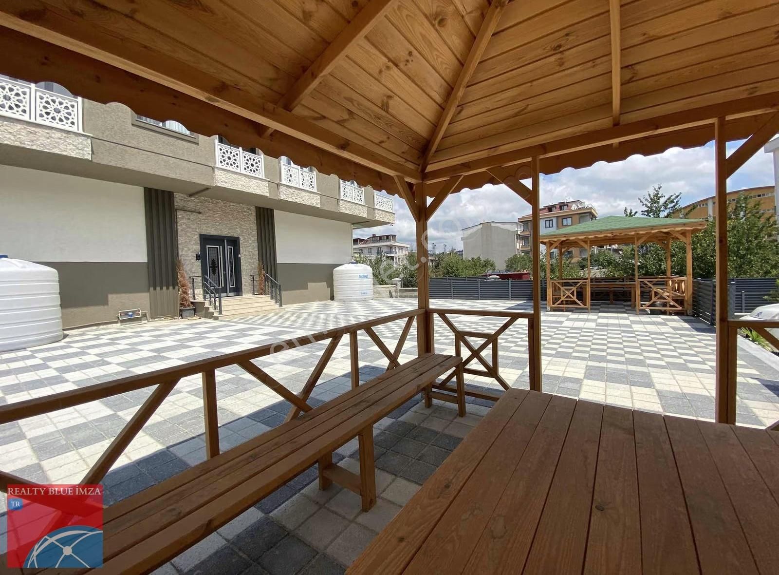 Yenidoğan'da Site İçi Yerden Isıtmalı Lüx Arakat 2+1 Kiralık - Görsel 20