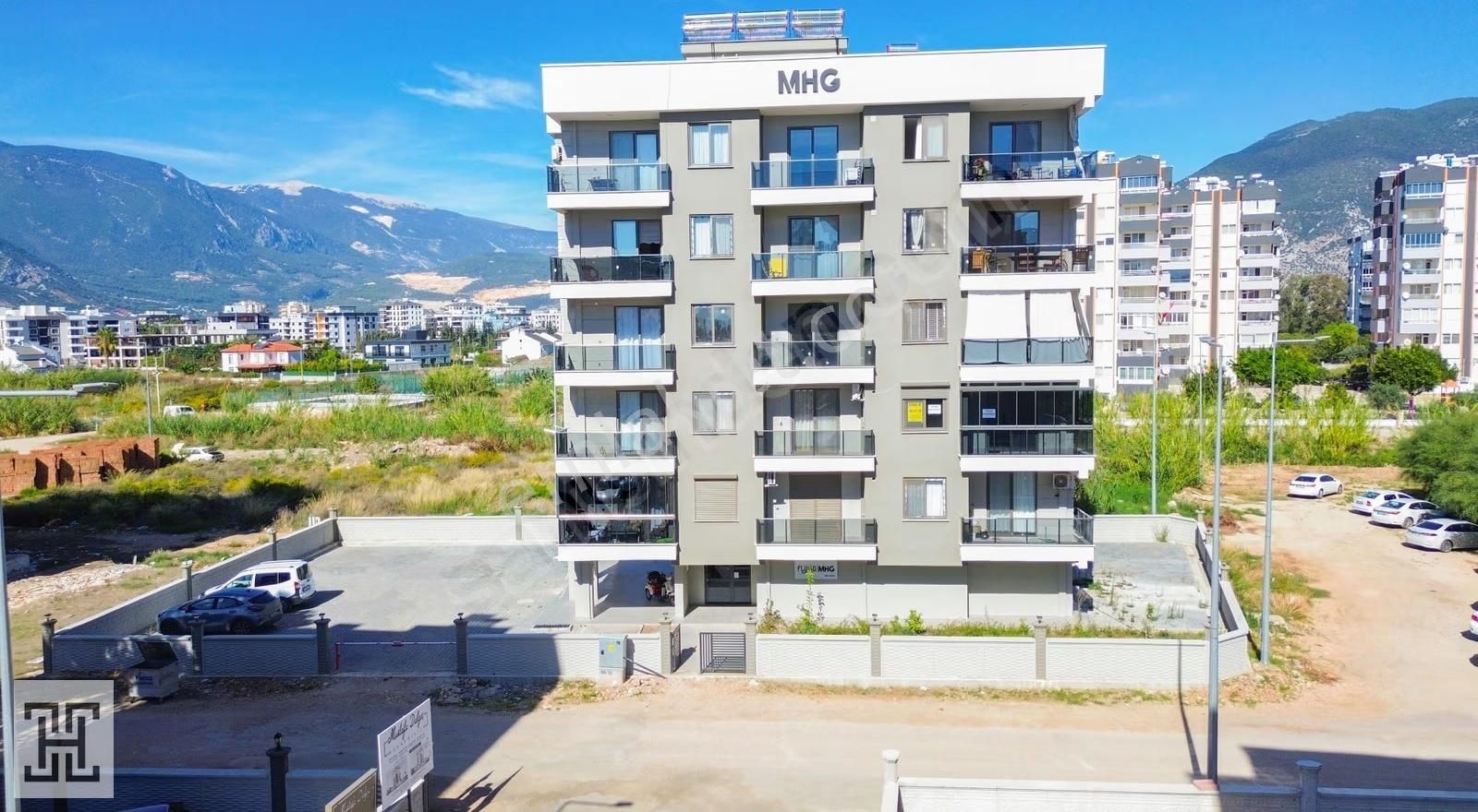 Ertuğrul'dan 1+1 Deniz Manzaralı Arakat Daire