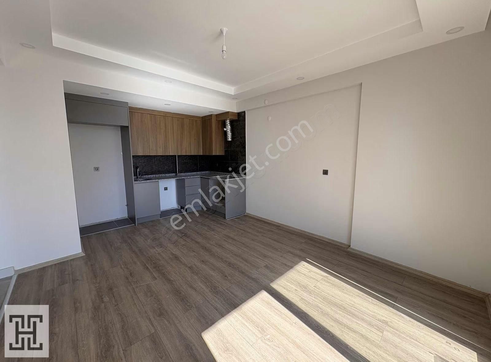 Ertuğrul'dan 1+1 Deniz Manzaralı Arakat Daire - Görsel 2