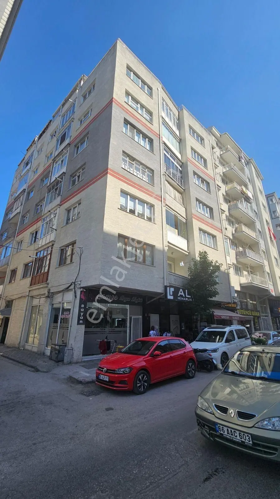 Recep Ümit 'ten Mamure Mahallesi Hasan Polatkan Caddesi Yakınında Satılık Geniş 3+1 Daire. - Görsel 15