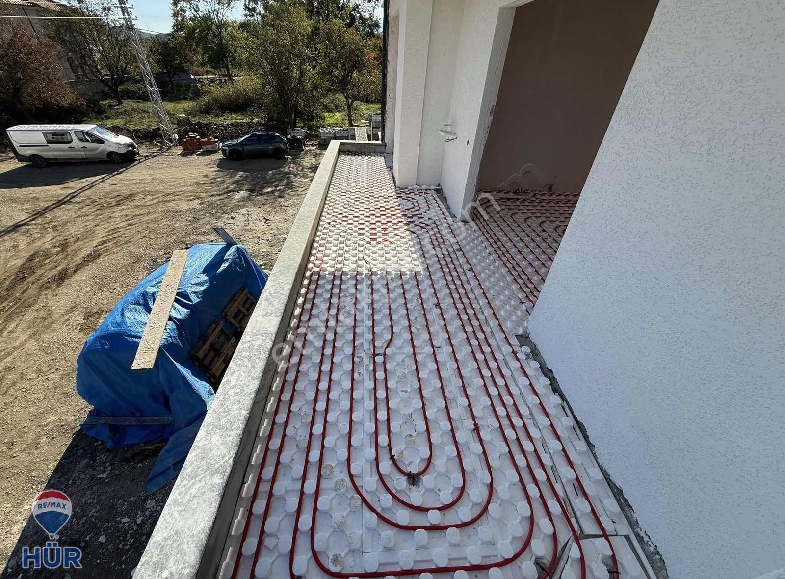 Ömer İnan Remax Hür 3+1 Satılık Neviyede Sıfır Daire - Görsel 2