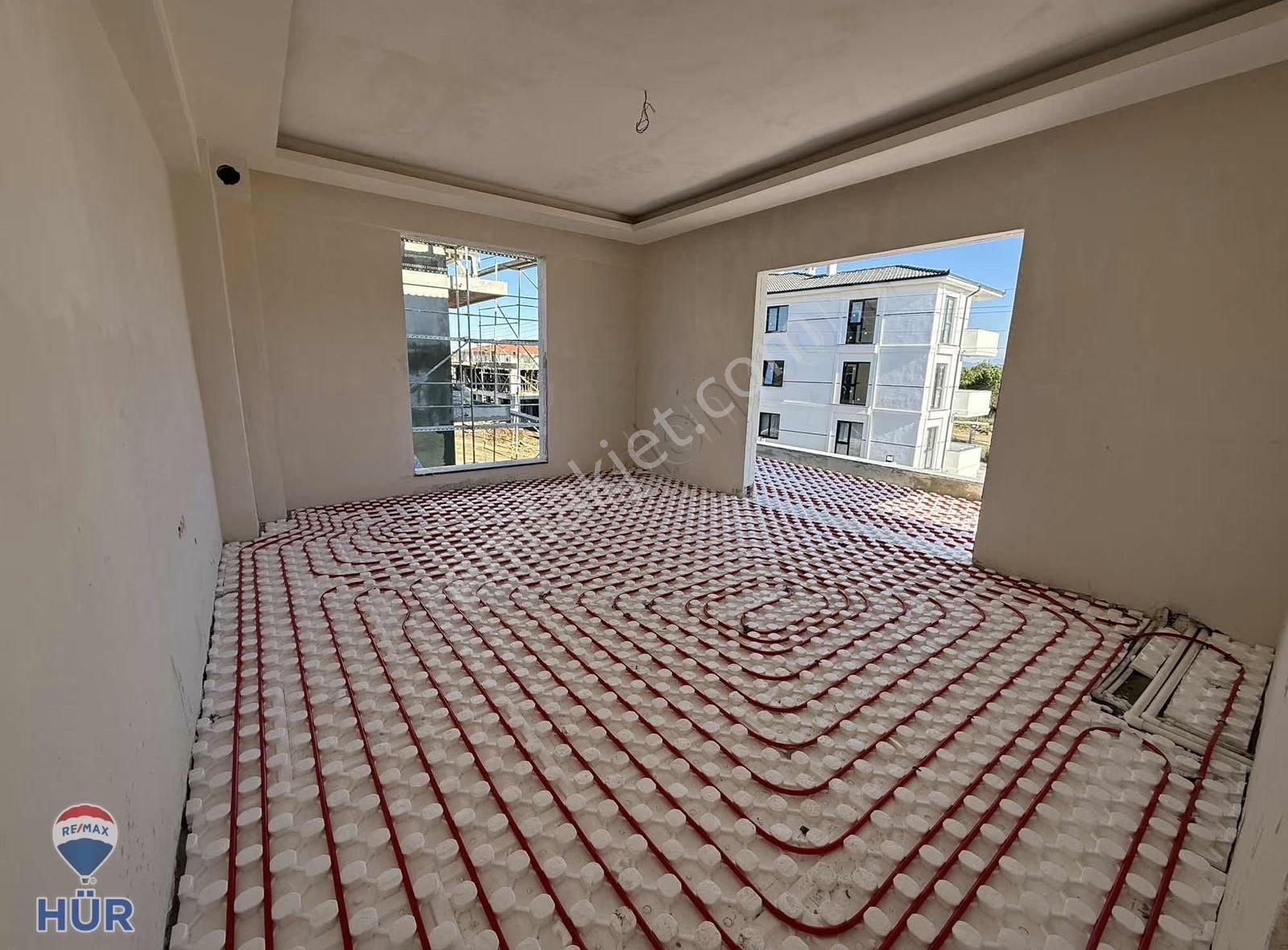 Ömer İnan Remax Hür 3+1 Satılık Neviyede Sıfır Daire - Görsel 3