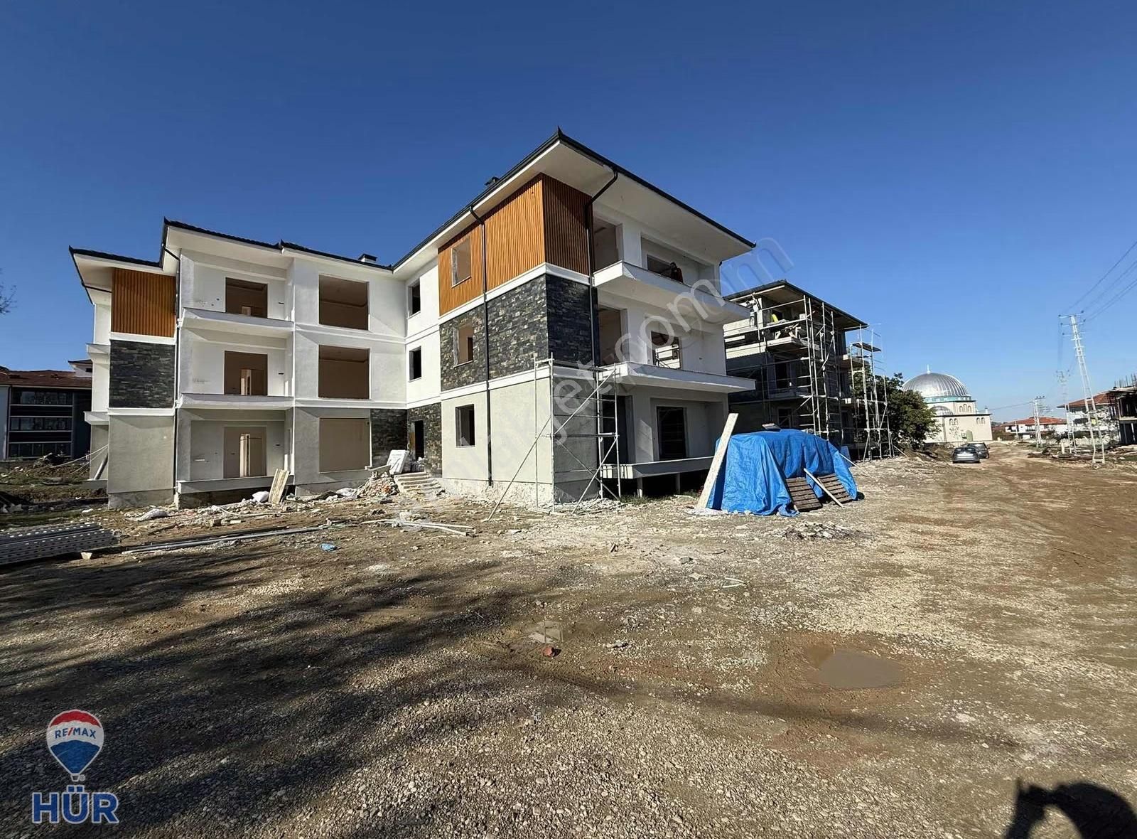 Ömer İnan Remax Hür 3+1 Satılık Neviyede Sıfır Daire - Görsel 8