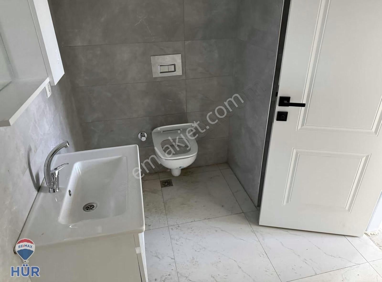 Ömer İnan Remax Hür 3+1 Satılık Sıfır Daire - Görsel 10