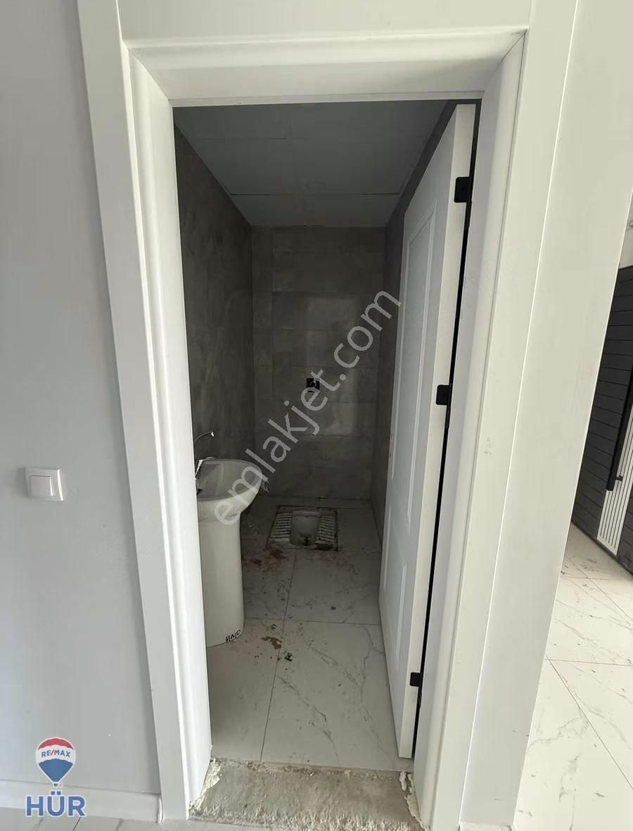 Ömer İnan Remax Hür 3+1 Satılık Sıfır Daire - Görsel 3