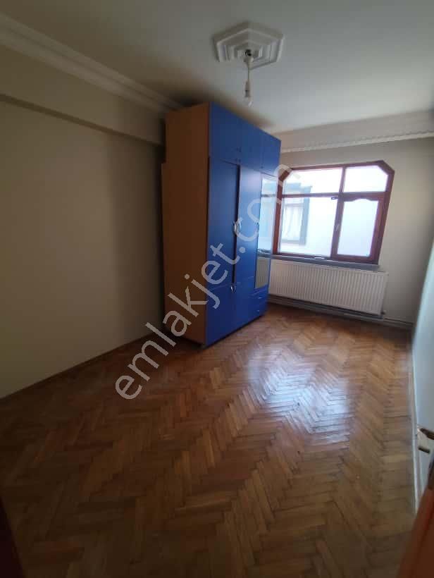Menderes Metroya 10 Dk Yürüme Mesafesinde 3+1 Kiralık Daire - Görsel 10
