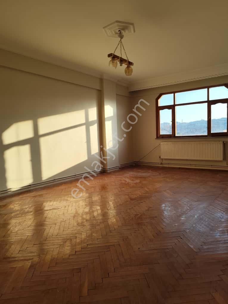 Menderes Metroya 10 Dk Yürüme Mesafesinde 3+1 Kiralık Daire - Görsel 2