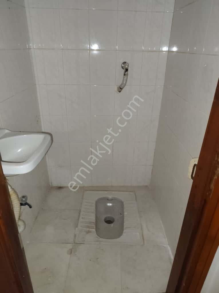 Menderes Metroya 10 Dk Yürüme Mesafesinde 3+1 Kiralık Daire - Görsel 26