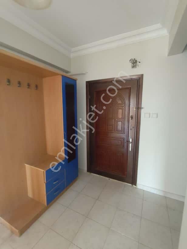 Menderes Metroya 10 Dk Yürüme Mesafesinde 3+1 Kiralık Daire - Görsel 8