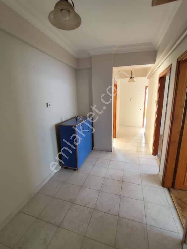 Menderes Metroya 10 Dk Yürüme Mesafesinde 3+1 Kiralık Daire - Görsel 12