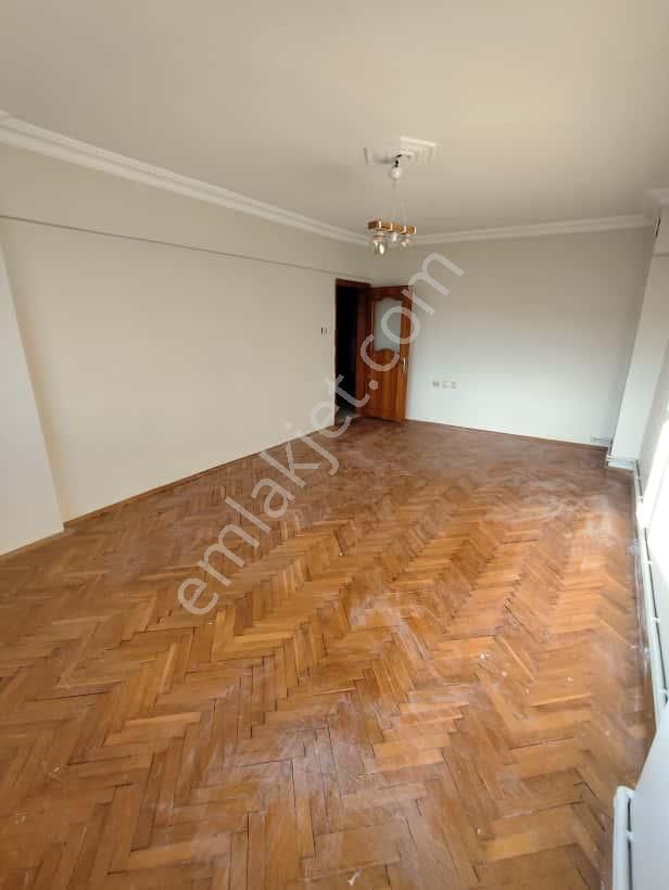 Menderes Metroya 10 Dk Yürüme Mesafesinde 3+1 Kiralık Daire - Görsel 18