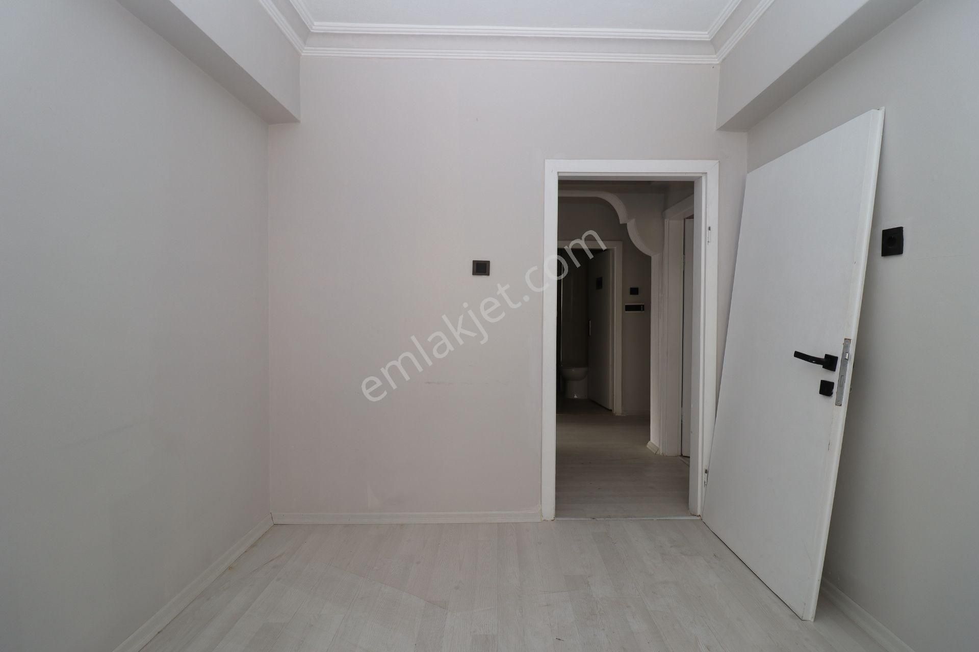 Elvankent Atakent'te 14.cadde Cepheli 3+1 Kiralık Büro&ofis - Görsel 14