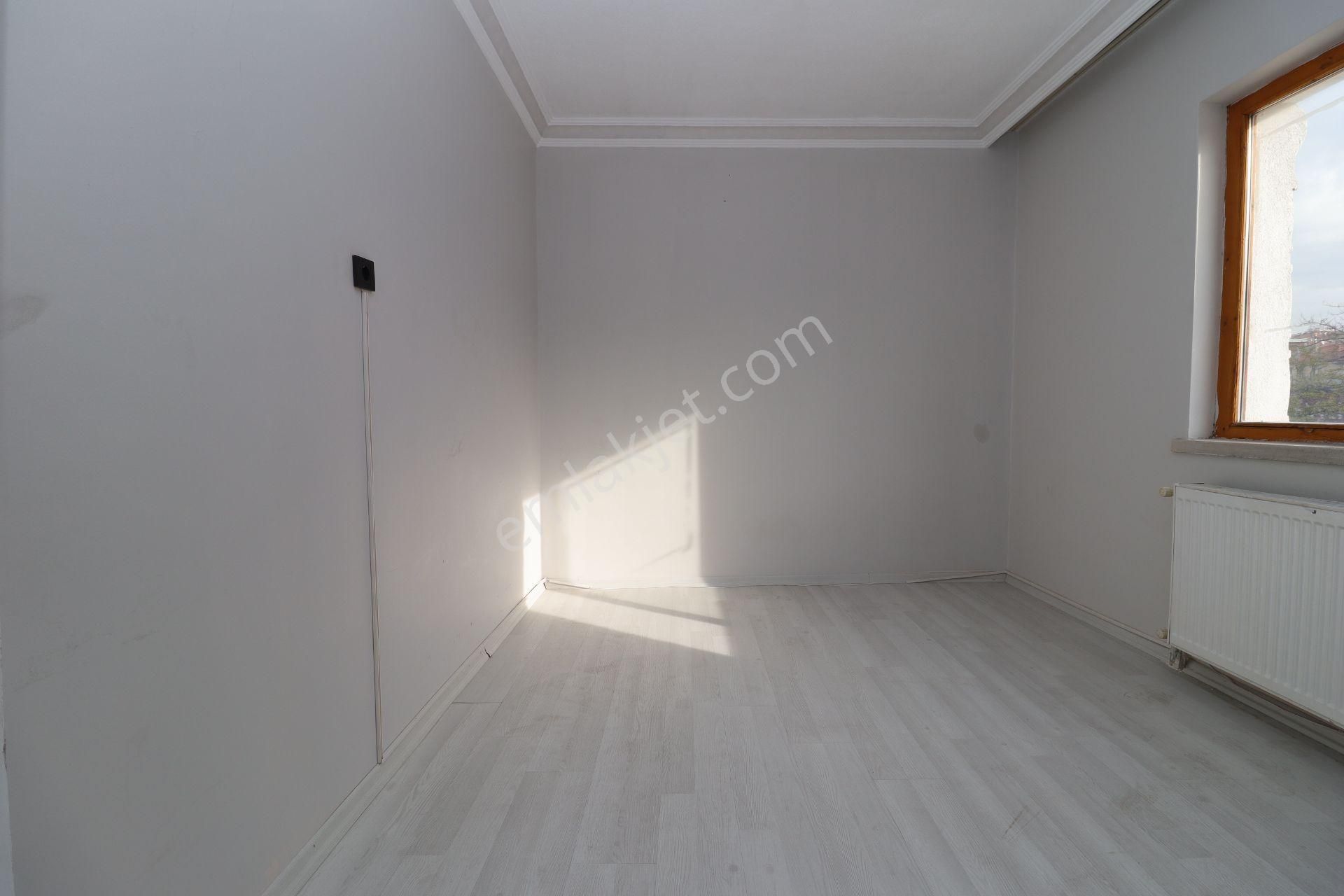 Elvankent Atakent'te 14.cadde Cepheli 3+1 Kiralık Büro&ofis - Görsel 10