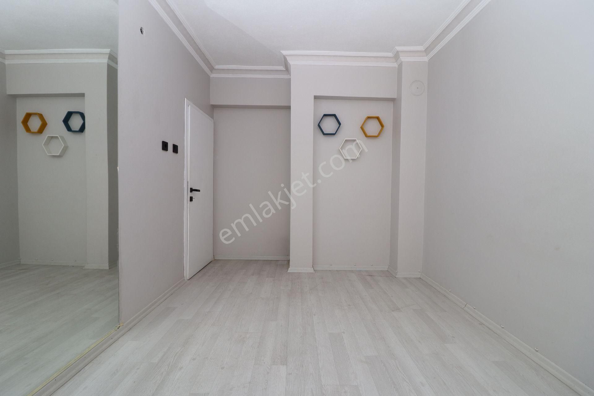 Elvankent Atakent'te 14.cadde Cepheli 3+1 Kiralık Büro&ofis - Görsel 17