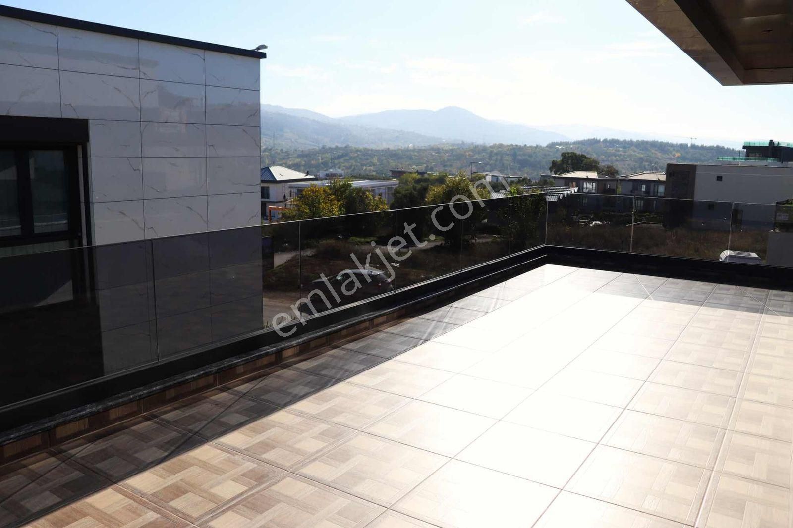 Gümüştepe'de Satılık 5+2 Villa - Görsel 8