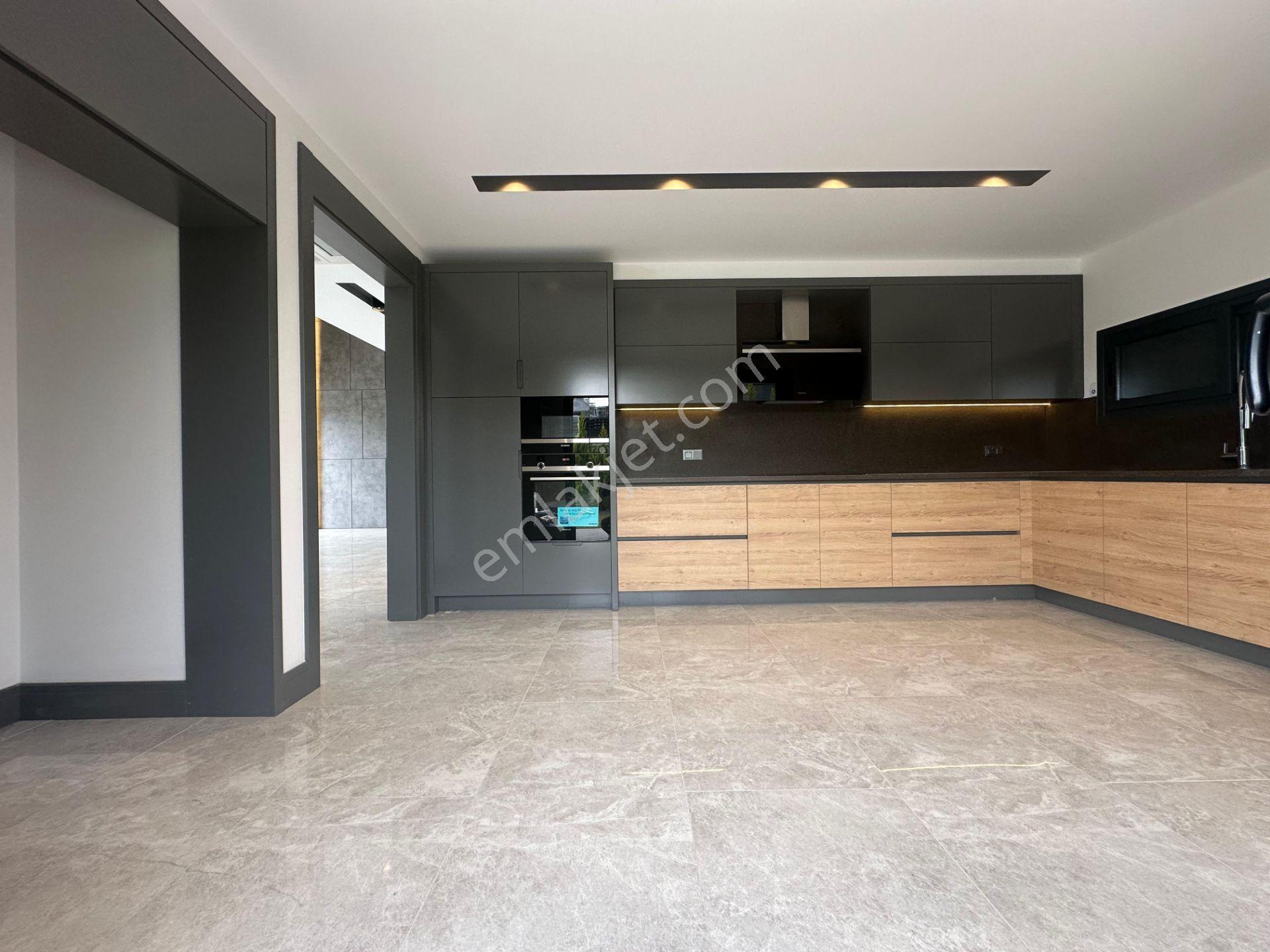 Kuşadası Karaova 1000 M2 Arsa Müstakil Parsel - Görsel 12