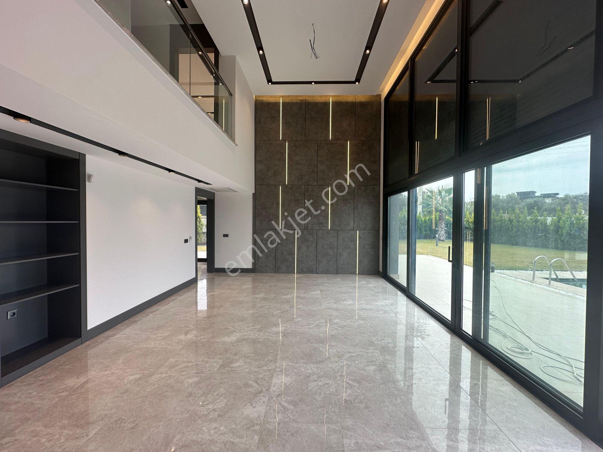 Kuşadası Karaova 1000 M2 Arsa Müstakil Parsel - Görsel 11