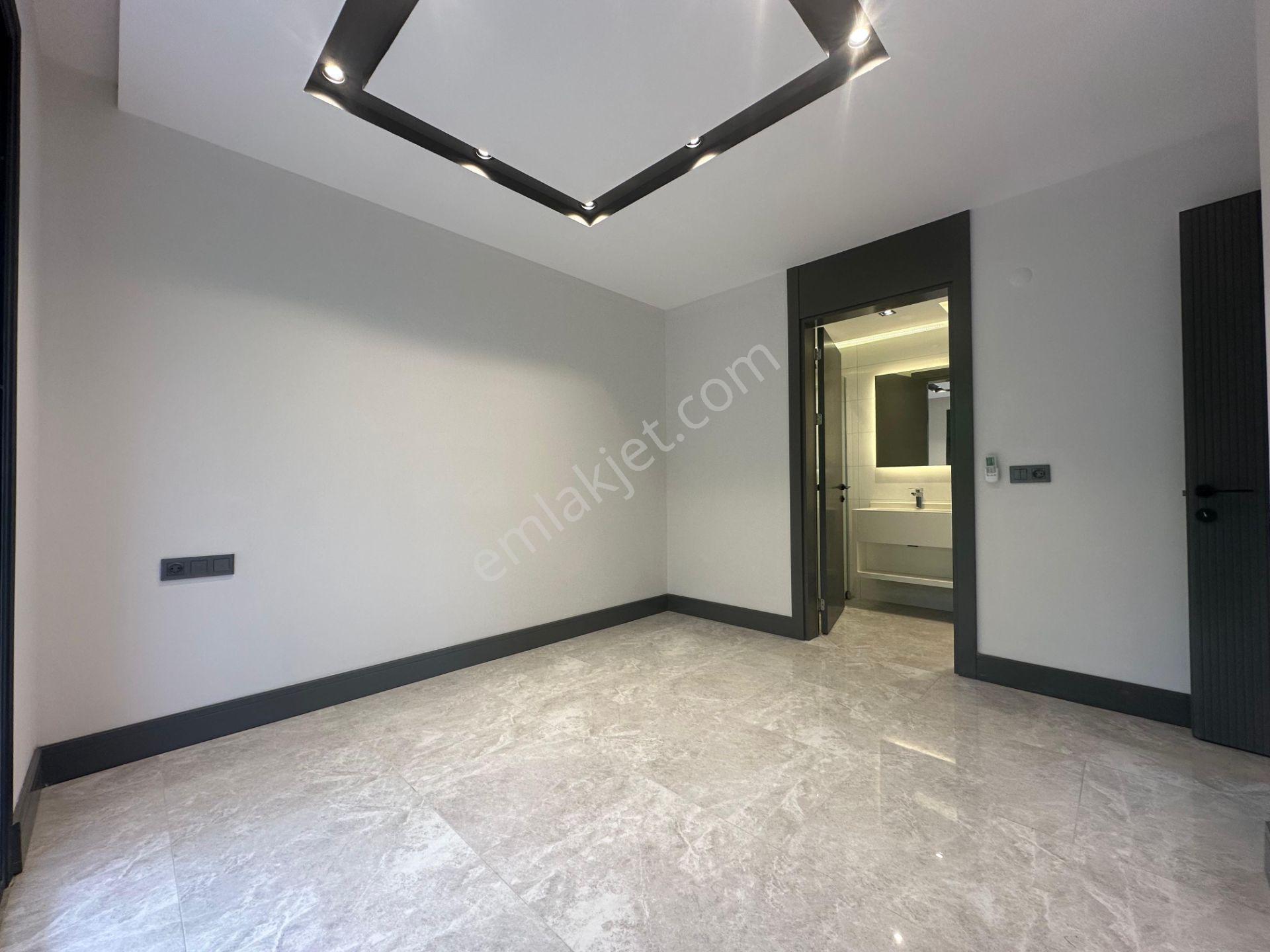 Kuşadası Karaova 1000 M2 Arsa Müstakil Parsel - Görsel 16