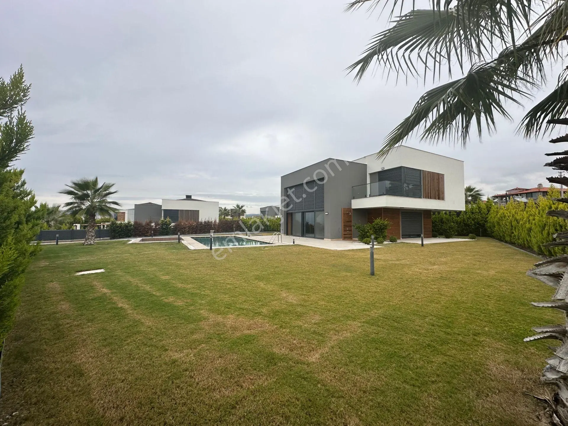 Kuşadası Karaova 1000 M2 Arsa Müstakil Parsel - Görsel 4