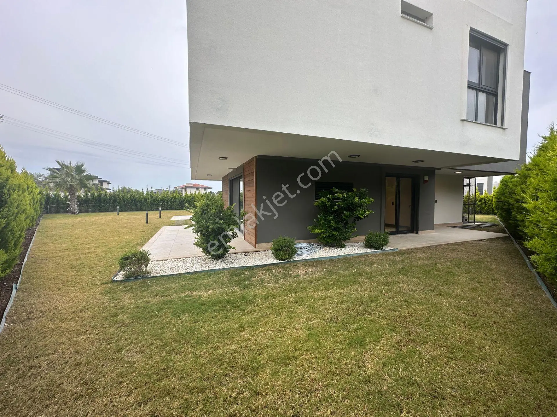 Kuşadası Karaova 1000 M2 Arsa Müstakil Parsel - Görsel 5
