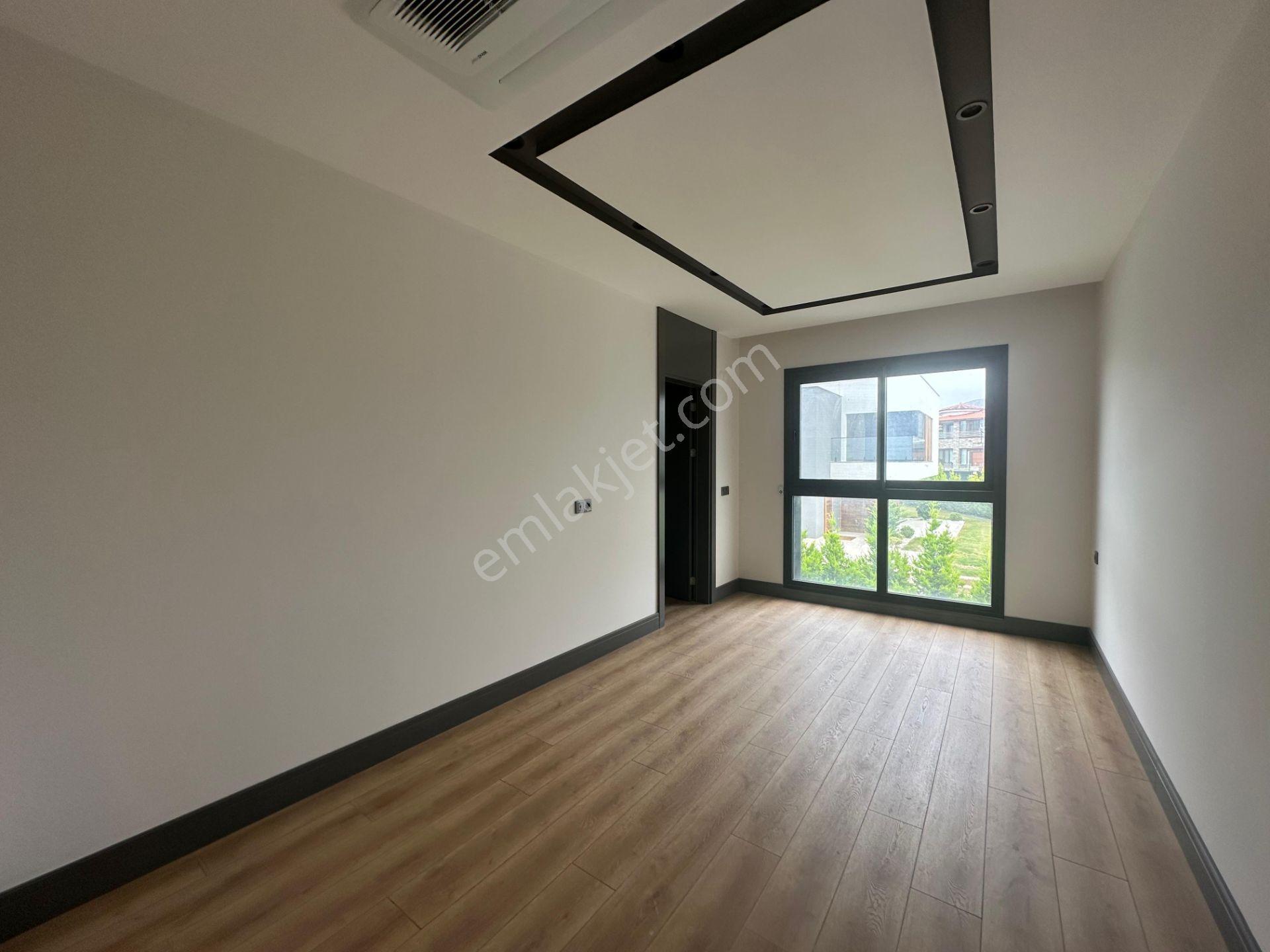 Kuşadası Karaova 1000 M2 Arsa Müstakil Parsel - Görsel 18