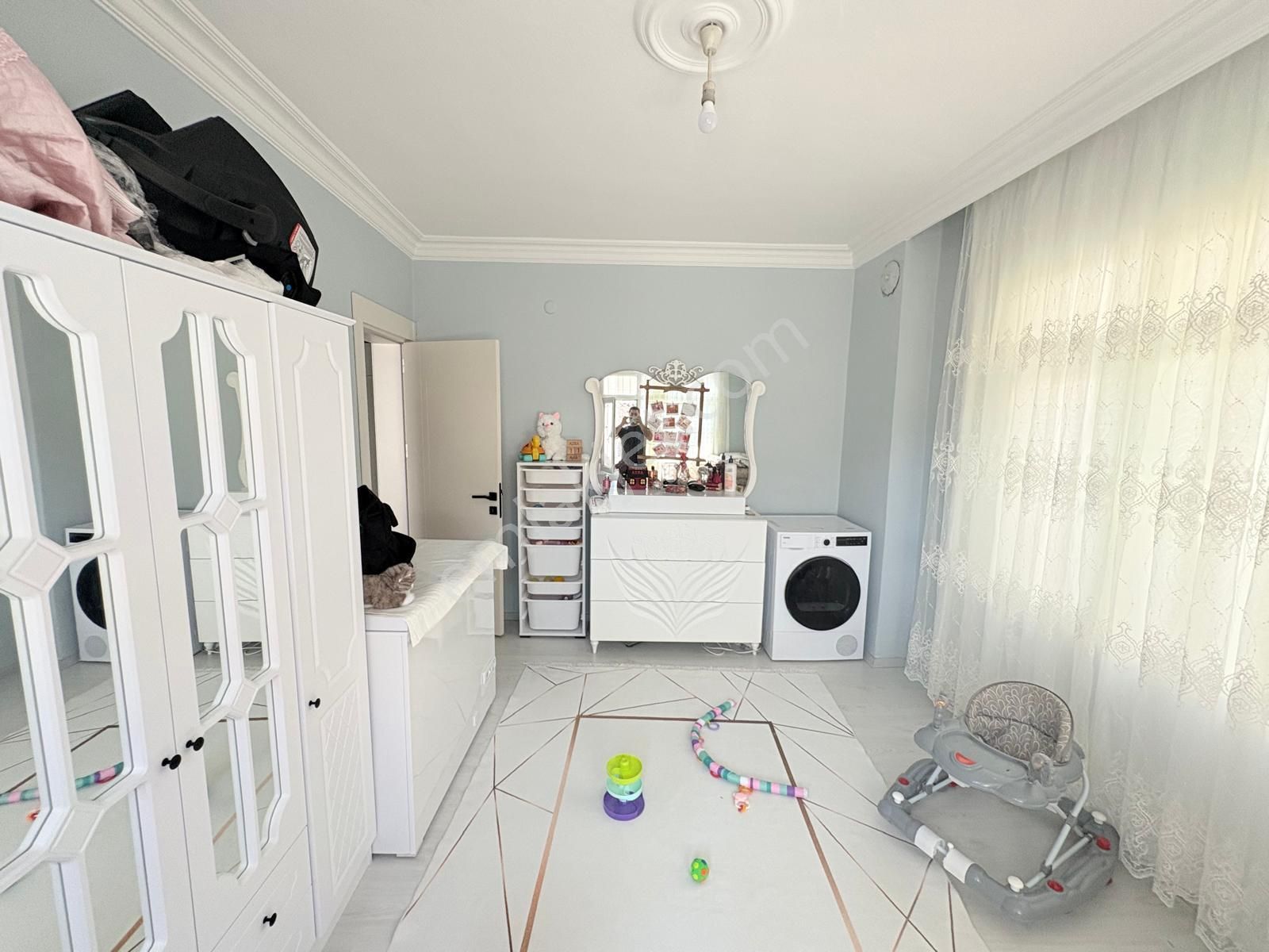 Prestij'den Cumhuriyet'te Sosyete Civarı İçi Full Yapılı 2+1 - Görsel 16