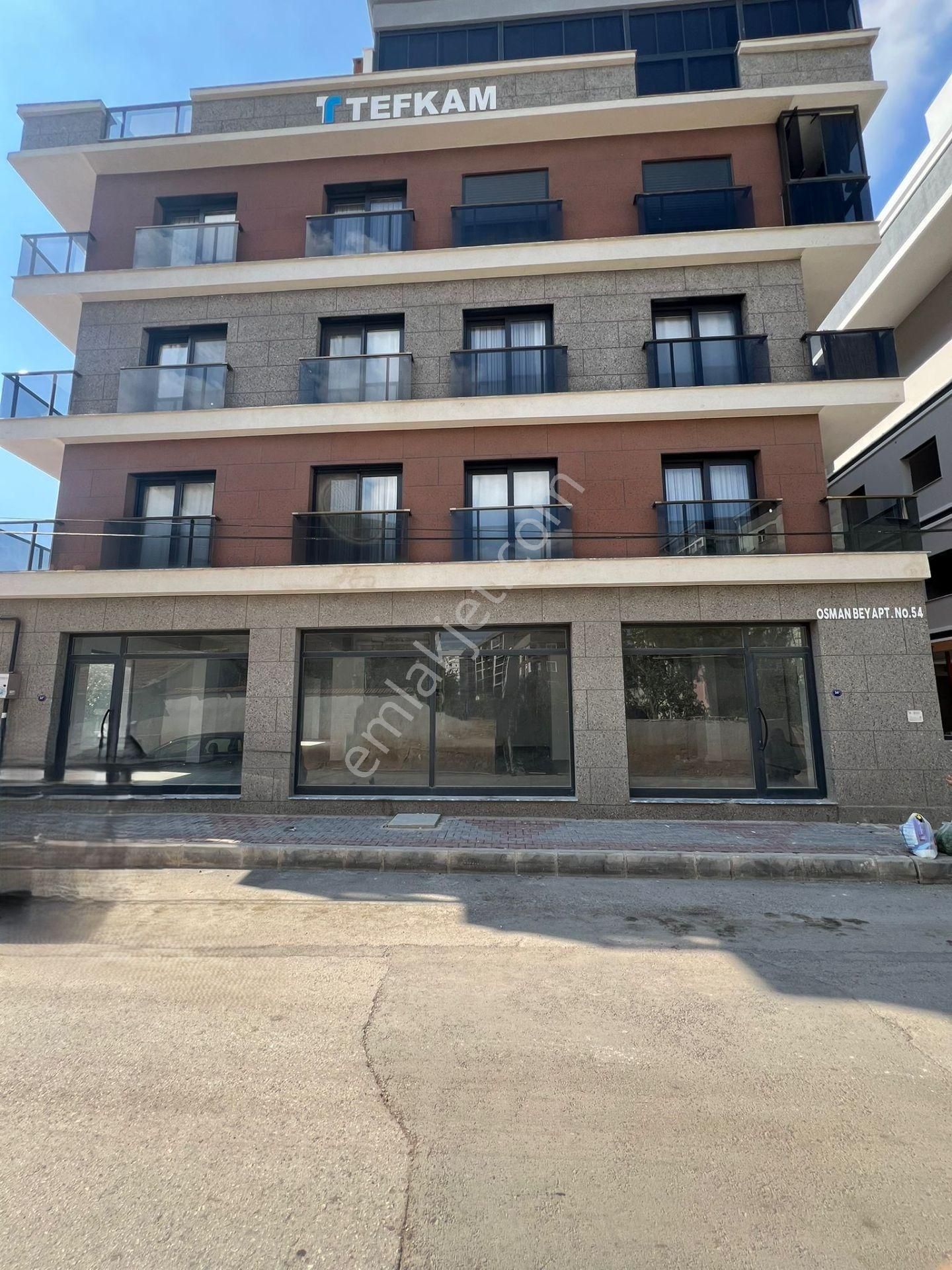 İstiklal Cad. Kiralık Dükkan - Geniş Cepheli