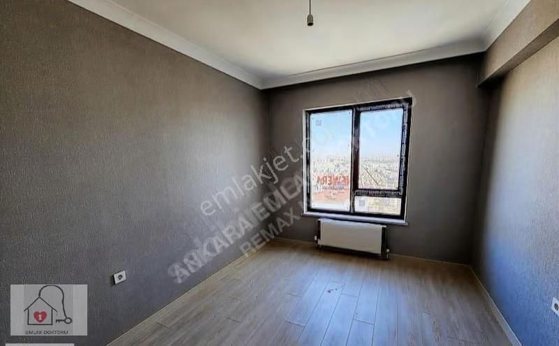 Törekentte Newara Zirve'de 4+1 Ara Katta Prestijli Sitede - Görsel 7