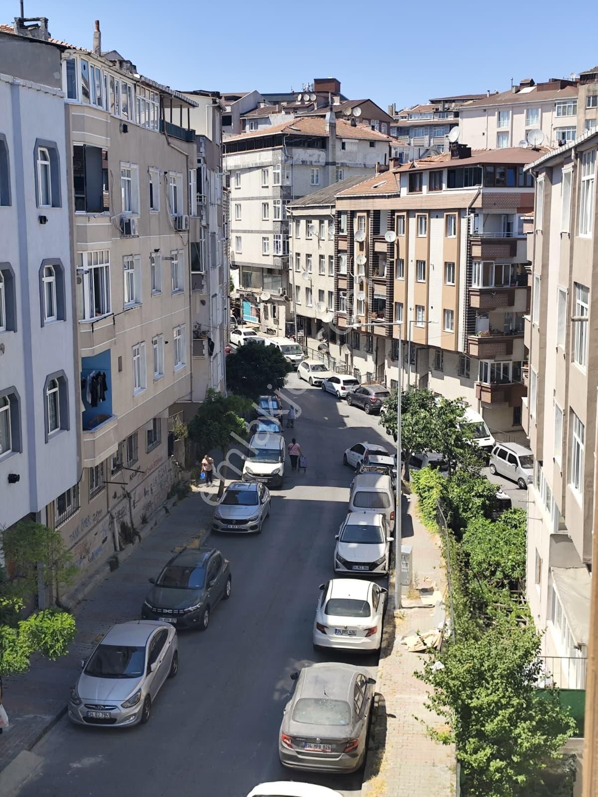 Merkezi Konumda Asansörlü Haliç Deniz Manzaralı 4+2dubleks Daire - Görsel 18