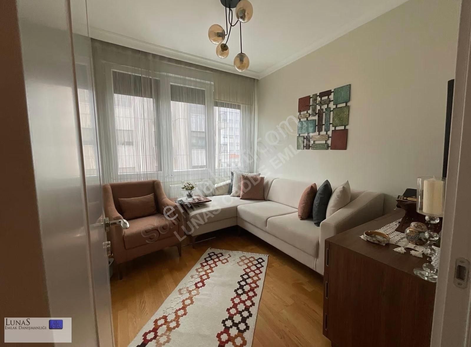 Lunas'dan Suadiye Ayşe Çavuş'da Yeni Binada 3+1 Balkonlu Daire - Görsel 14