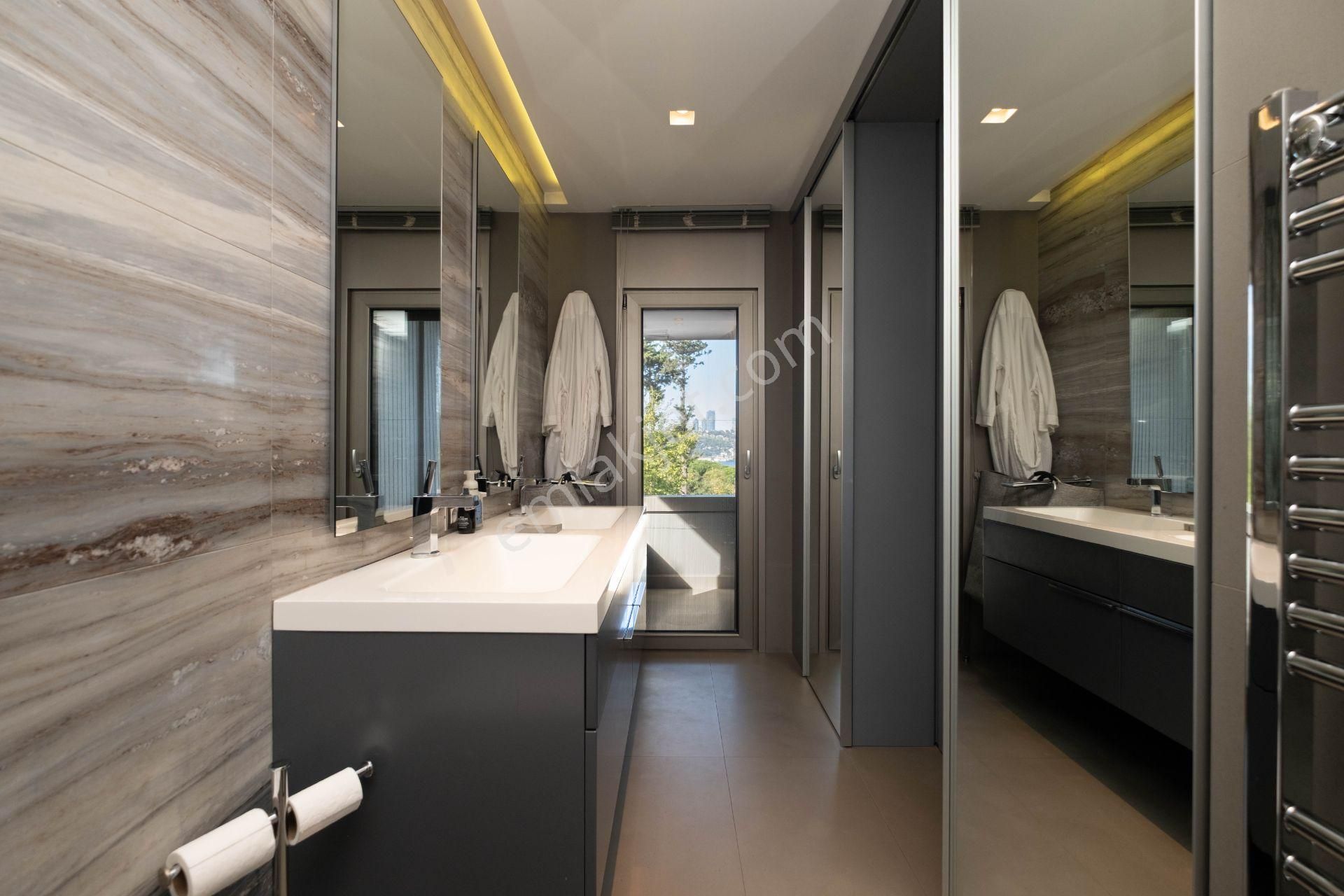 Çengelköy Evleri Sitesinde Boğaz Manzaralı Bakımlı Villa - Görsel 13