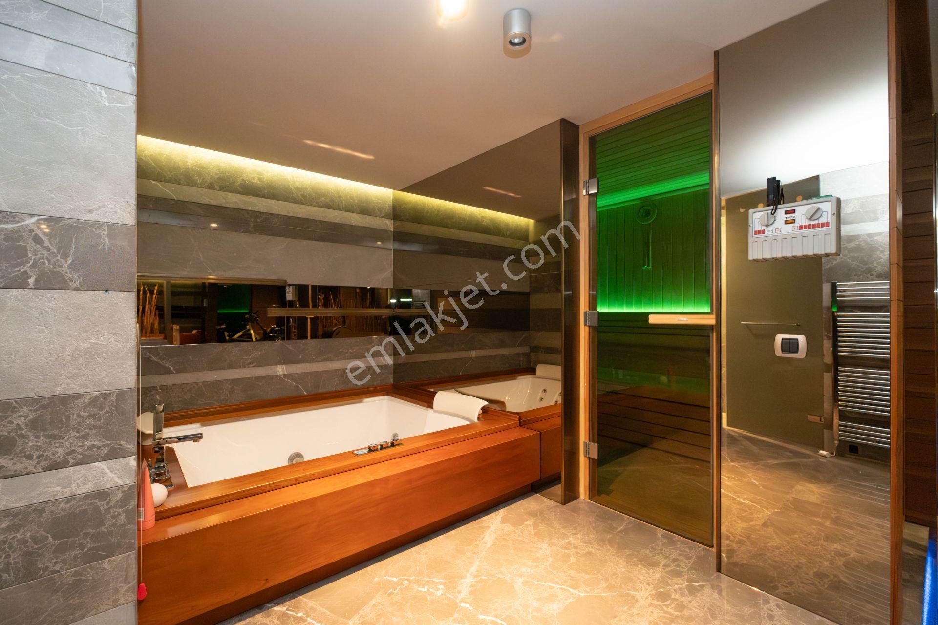 Çengelköy Evleri Sitesinde Boğaz Manzaralı Bakımlı Villa - Görsel 28