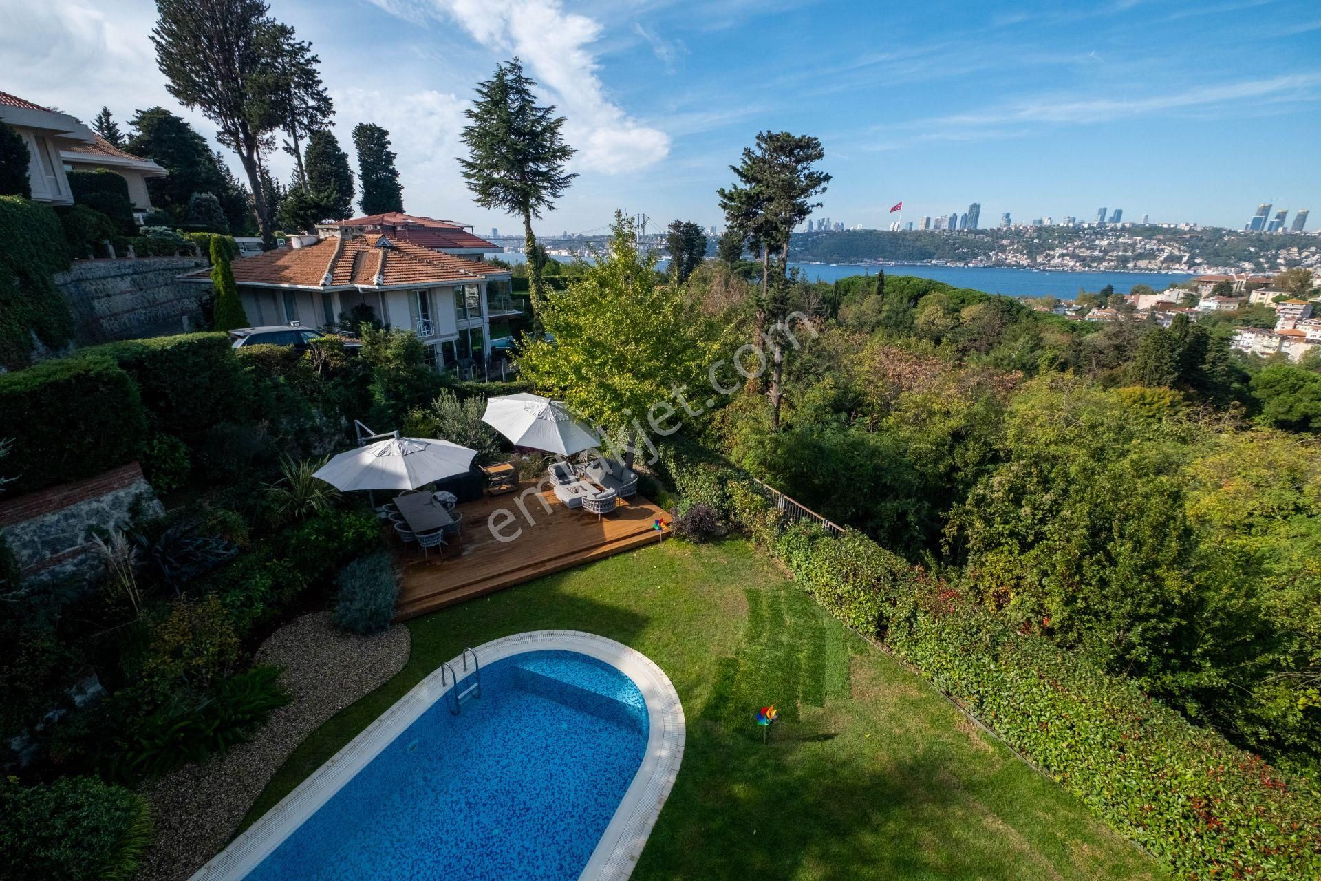 Çengelköy Evleri Sitesinde Boğaz Manzaralı Bakımlı Villa - Görsel 24