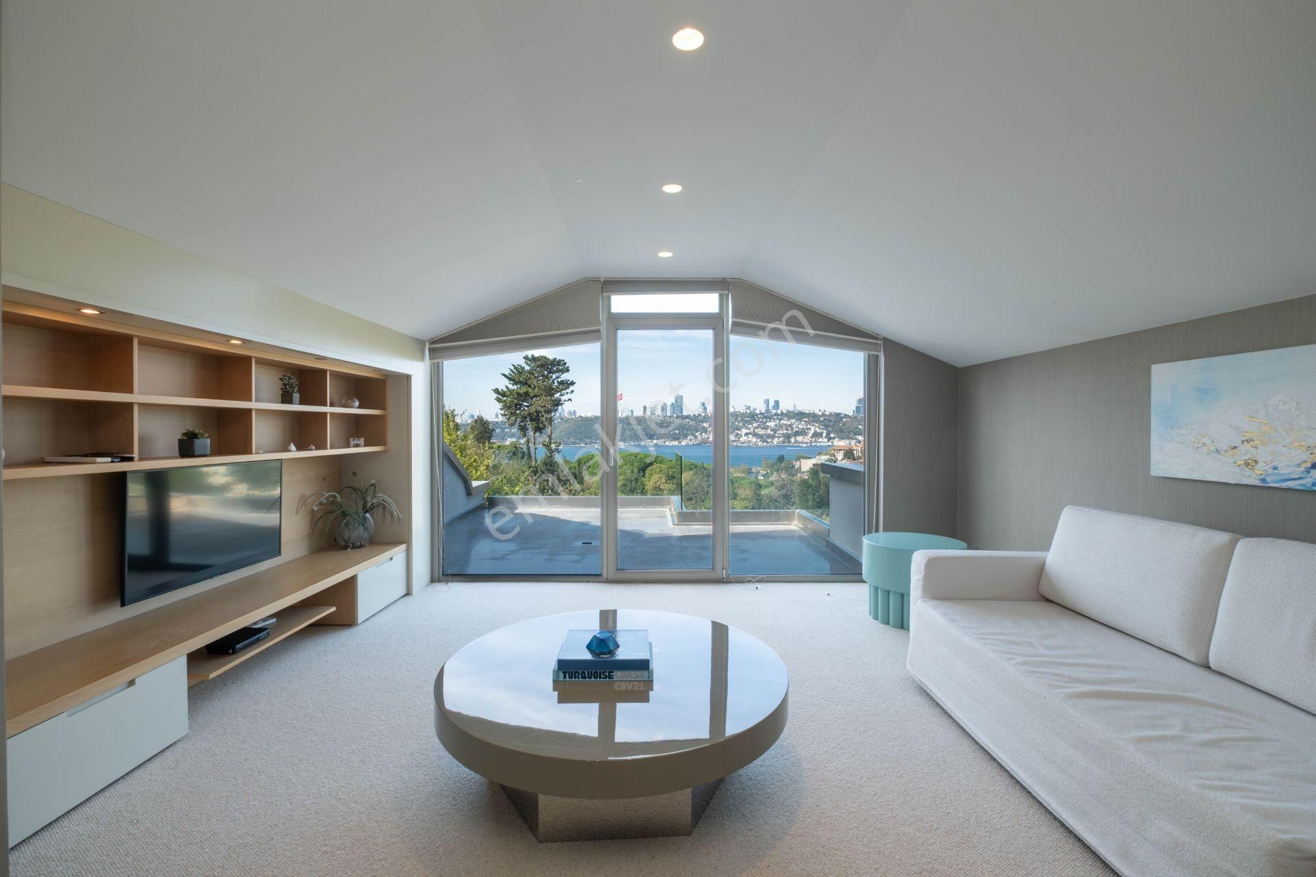 Çengelköy Evleri Sitesinde Boğaz Manzaralı Bakımlı Villa - Görsel 23