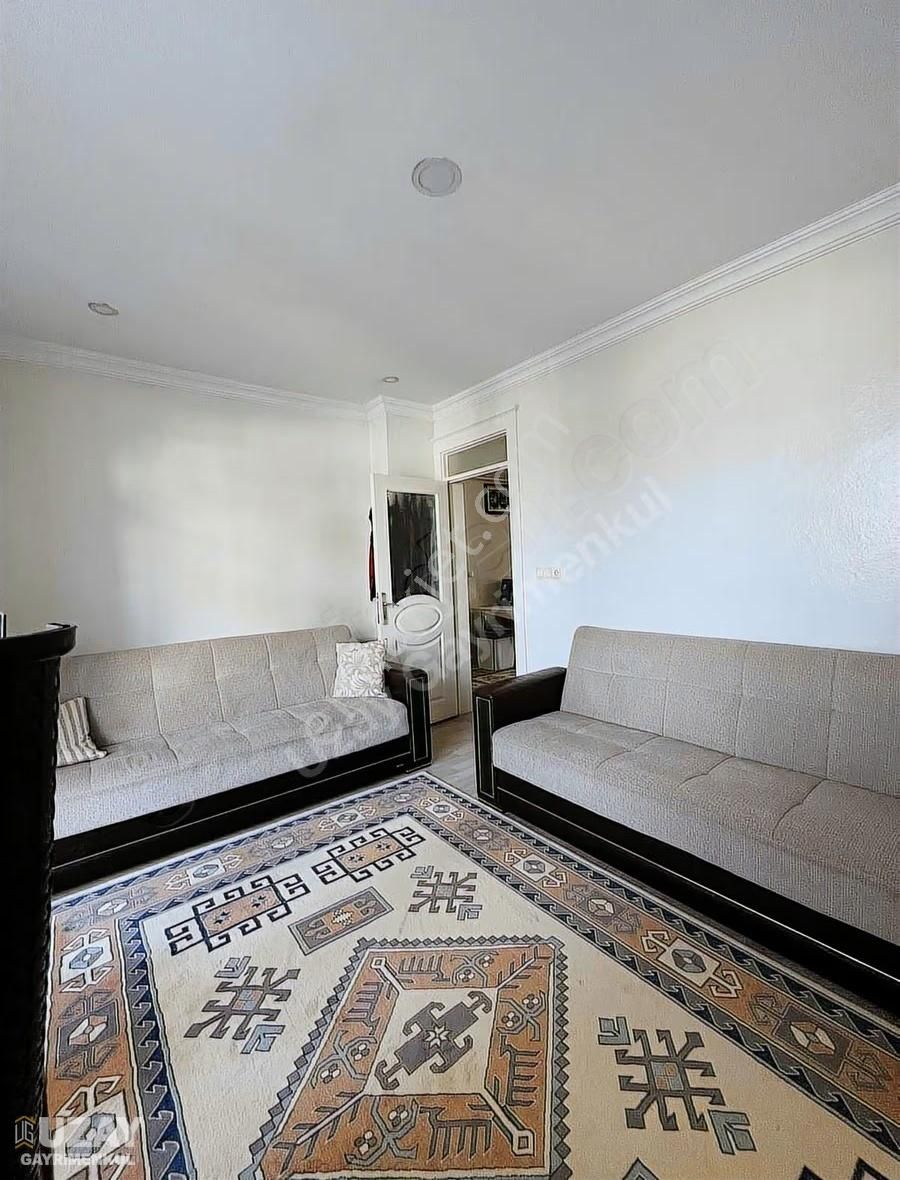 Konakta Fırsat 3 Katlı 2+1 Dogalgazlı 120 Mt2 Müstakil Ev!! - Görsel 17