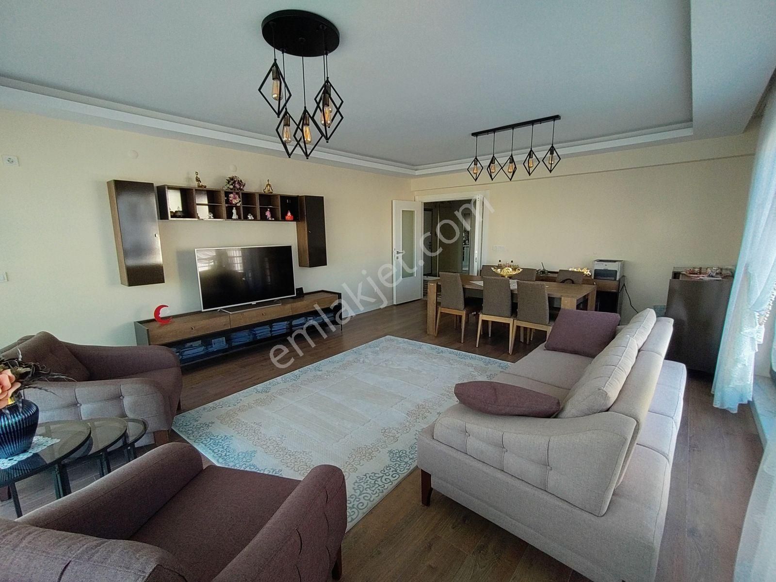 Realty Gate'den Zümrütevler Sitesi'nde Ultra Lüks Satılık Daire - Görsel 26