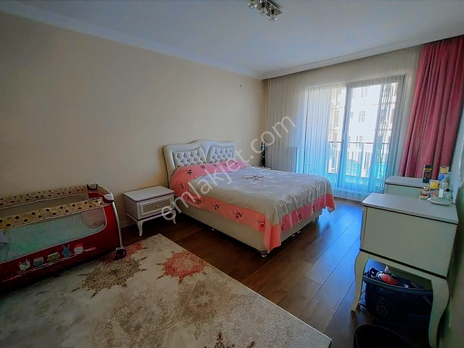 Realty Gate'den Zümrütevler Sitesi'nde Ultra Lüks Satılık Daire - Görsel 14