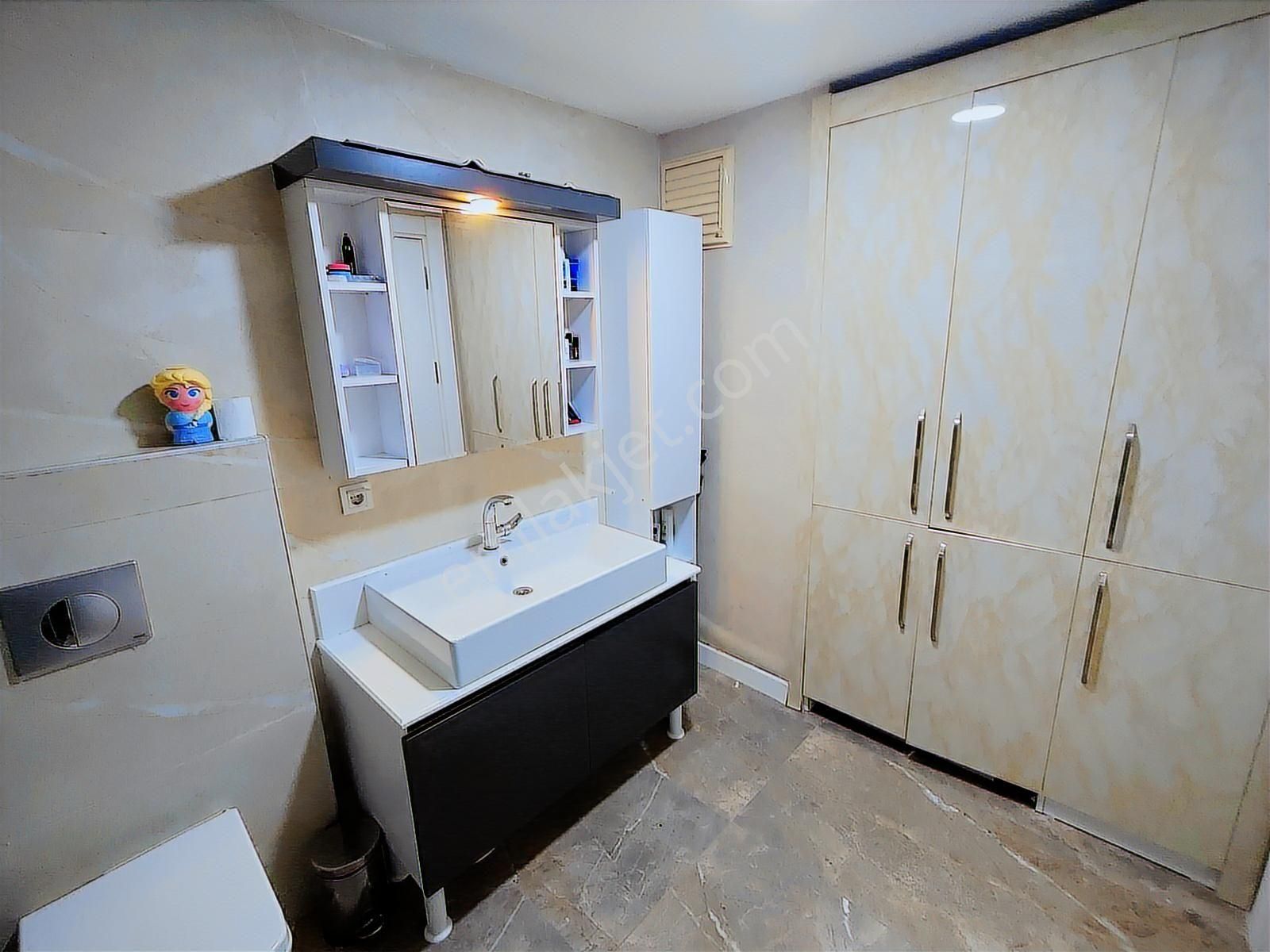 Realty Gate'den Zümrütevler Sitesi'nde Ultra Lüks Satılık Daire - Görsel 2