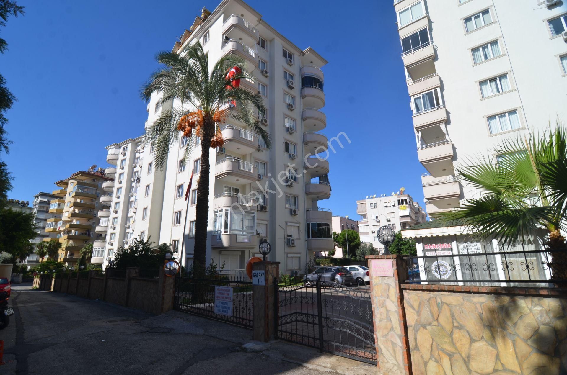 Alanya Galaksi Sitesi'de Satılık 5+1 Çift Daire - Görsel 2