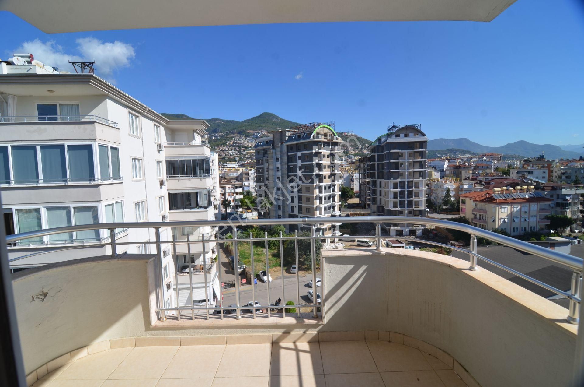 Alanya Galaksi Sitesi'de Satılık 5+1 Çift Daire - Görsel 12