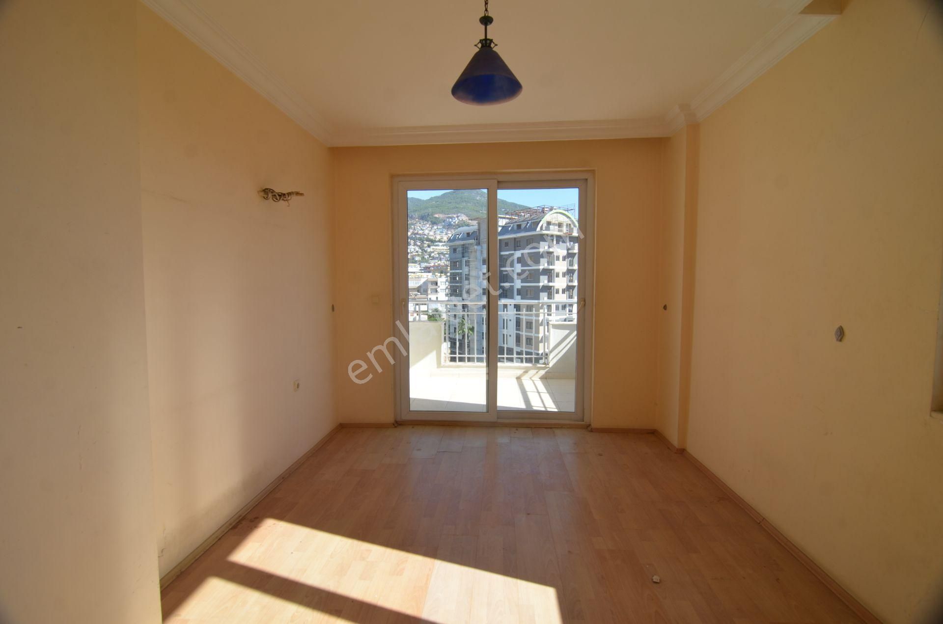 Alanya Galaksi Sitesi'de Satılık 5+1 Çift Daire - Görsel 11