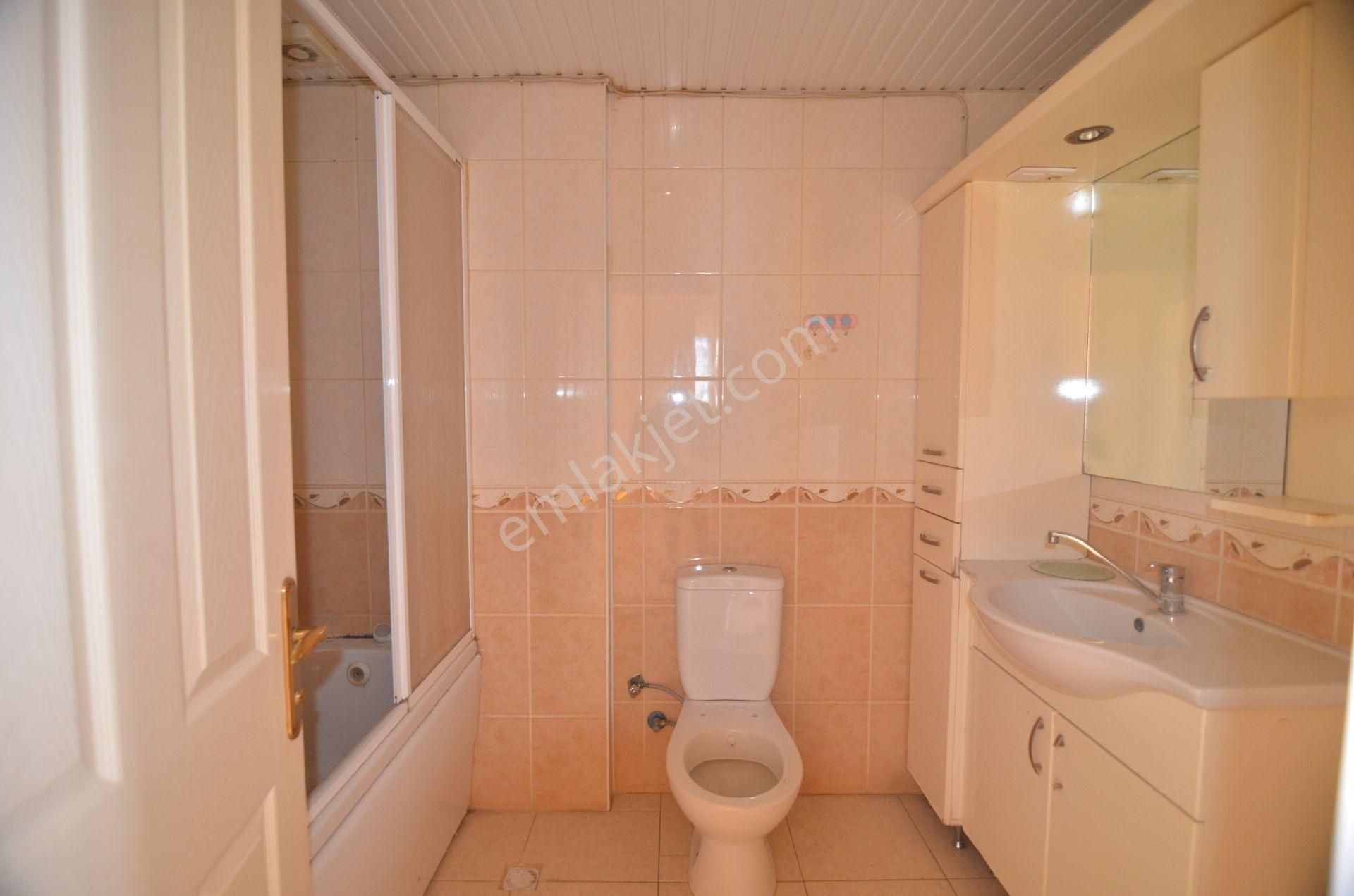 Alanya Galaksi Sitesi'de Satılık 5+1 Çift Daire - Görsel 8