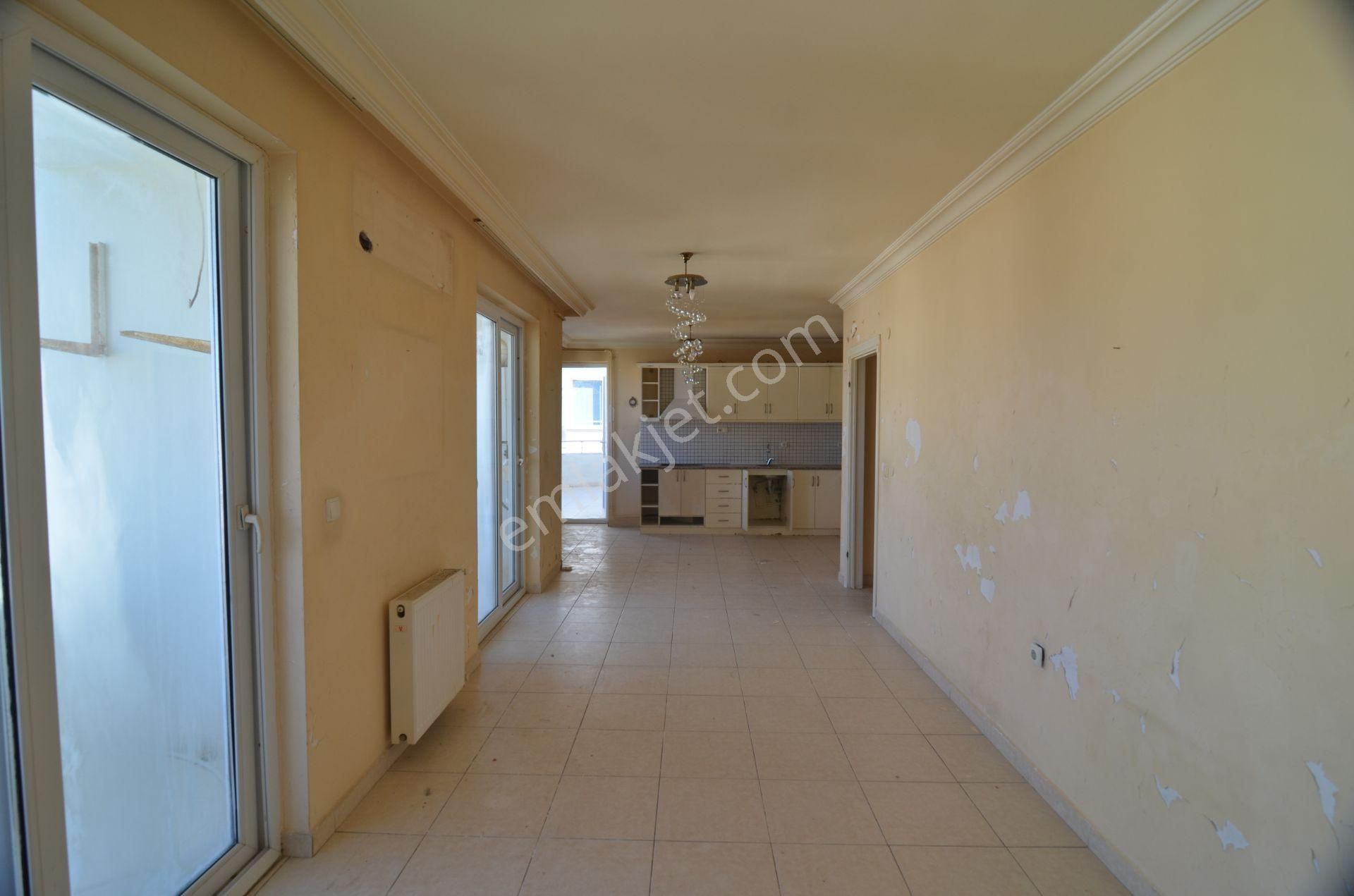 Alanya Galaksi Sitesi'de Satılık 5+1 Çift Daire - Görsel 21