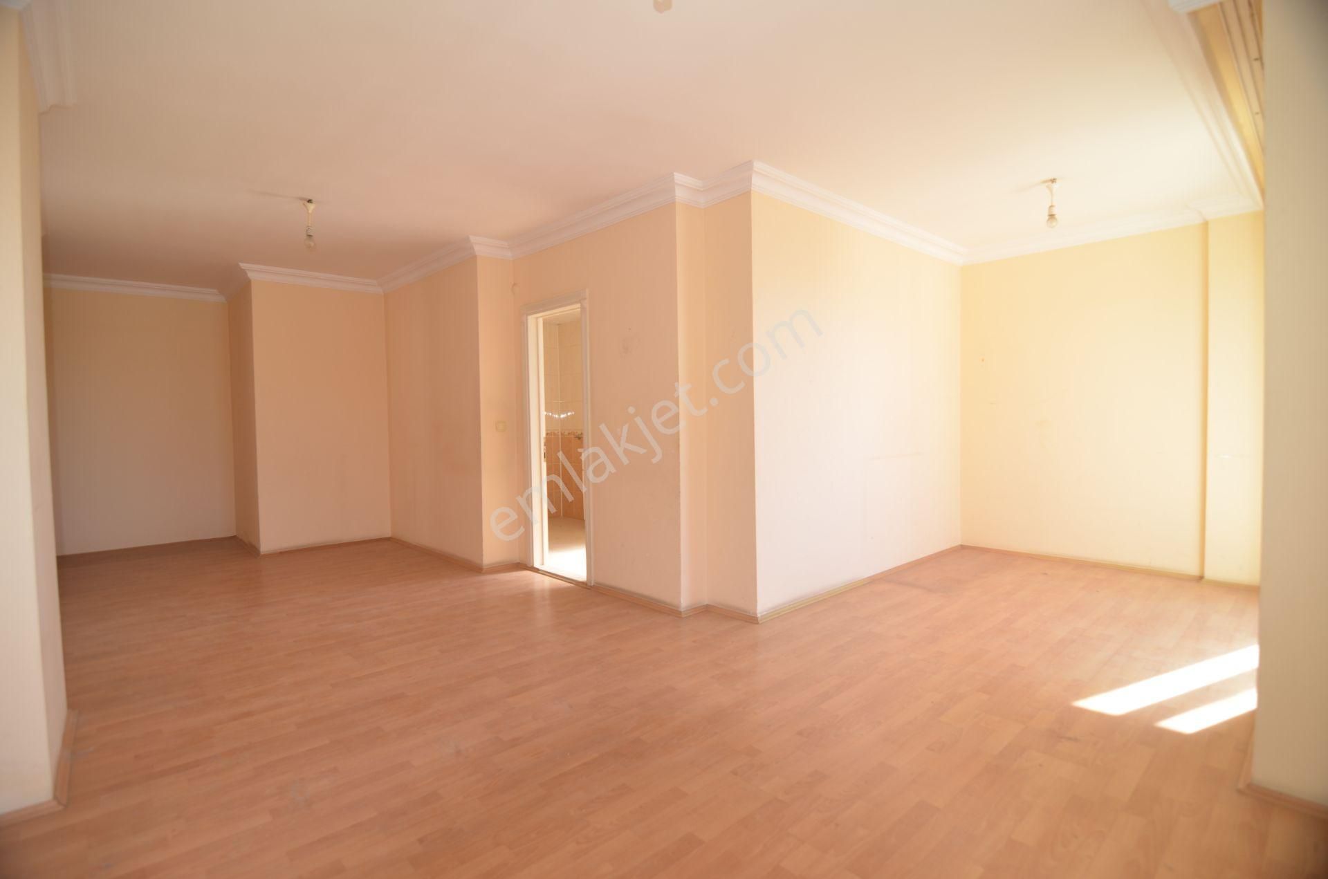 Alanya Galaksi Sitesi'de Satılık 5+1 Çift Daire - Görsel 29